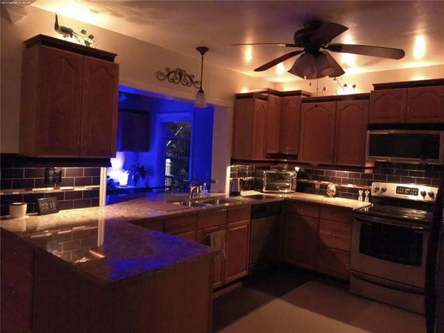 4600 NW 43rd St, Lauderdale Lakes, FL 33319