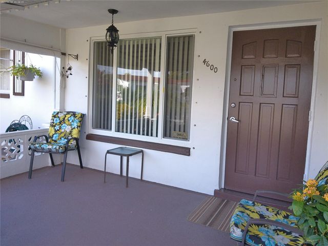 4600 NW 43rd St, Lauderdale Lakes, FL 33319