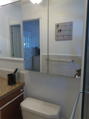 4600 NW 43rd St, Lauderdale Lakes, FL 33319