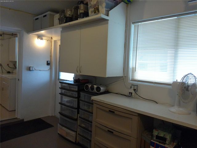 4600 NW 43rd St, Lauderdale Lakes, FL 33319