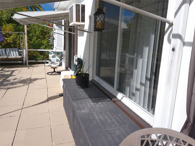 4600 NW 43rd St, Lauderdale Lakes, FL 33319