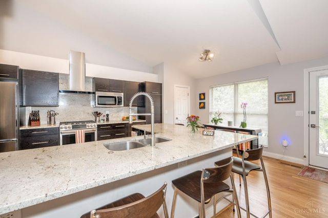 6860 Lexington Park Boulevard, Mason, OH 45040