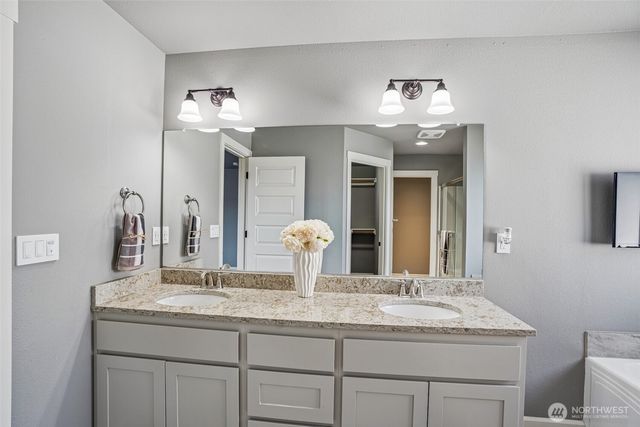 9504 NE 104th Way, Vancouver, WA 98662
