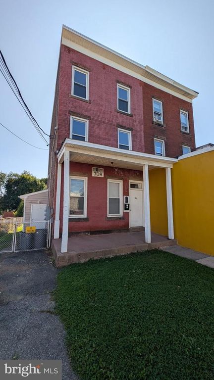 708 BRUNSWICK AVE, TRENTON, NJ 08638 — exterior