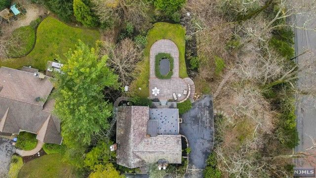36 Forest Road, Tenafly, NJ 07670