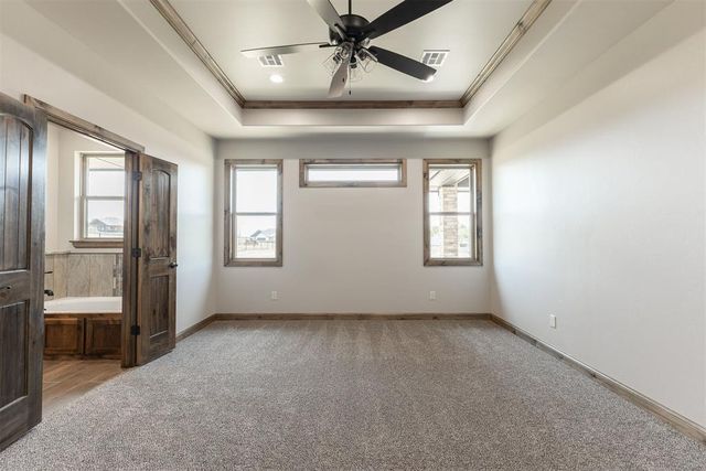 2433 Raven Circle, Blanchard, OK 73010