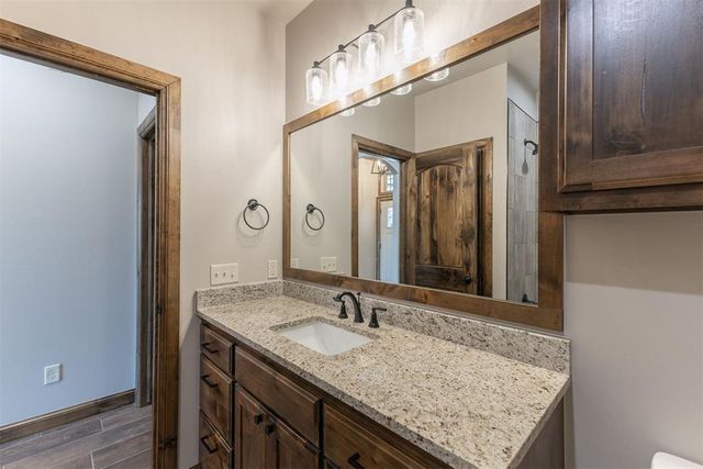 2433 Raven Circle, Blanchard, OK 73010