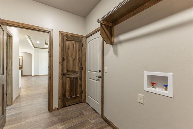 2433 Raven Circle, Blanchard, OK 73010