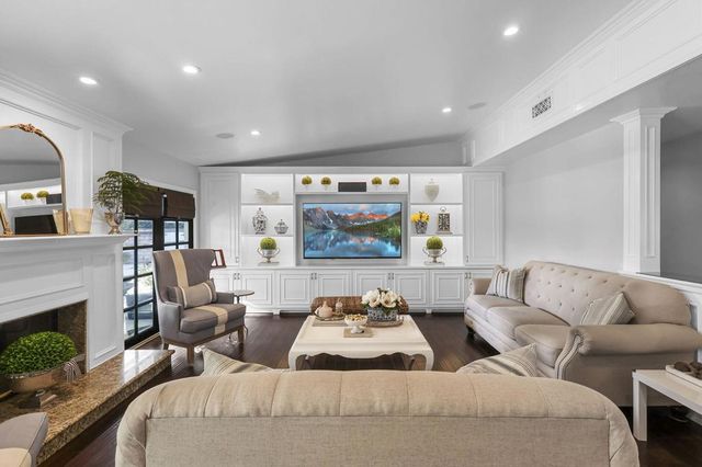 20348 Coraline Circle, Chatsworth, CA 91311