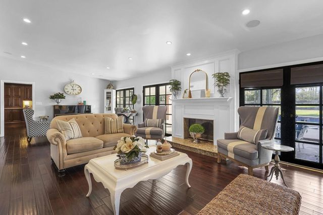 20348 Coraline Circle, Chatsworth, CA 91311