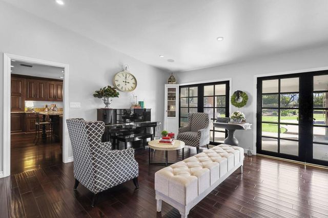 20348 Coraline Circle, Chatsworth, CA 91311