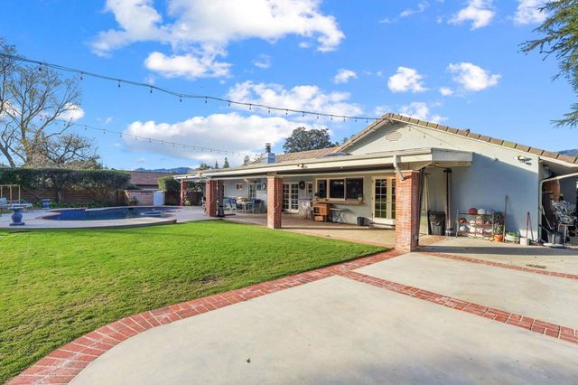 20348 Coraline Circle, Chatsworth, CA 91311