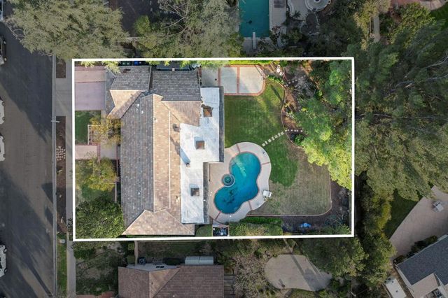 20348 Coraline Circle, Chatsworth, CA 91311