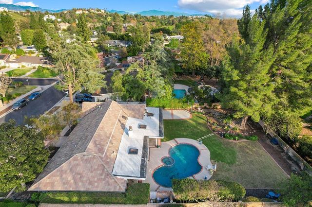 20348 Coraline Circle, Chatsworth, CA 91311