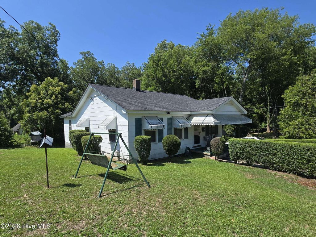 1116 Leak Street, Rockingham, NC 28379