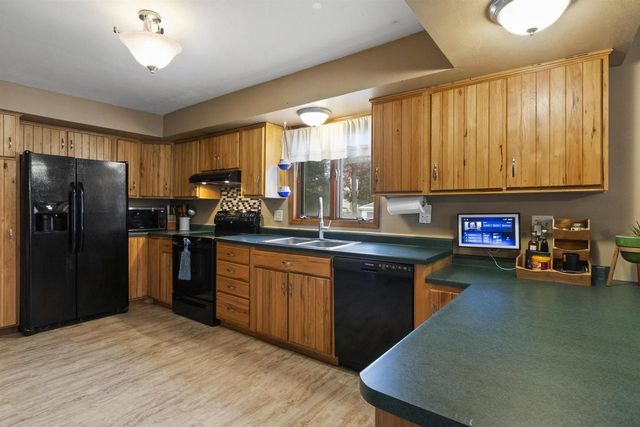 626 W 1ST STREET, Shawano, WI 54166