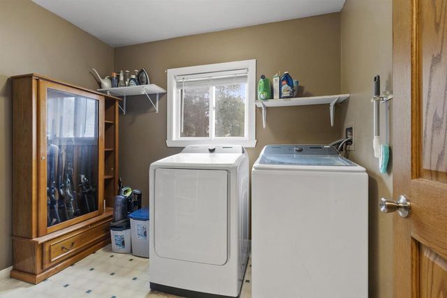 626 W 1ST STREET, Shawano, WI 54166