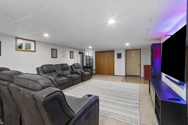 626 W 1ST STREET, Shawano, WI 54166