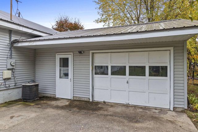 626 W 1ST STREET, Shawano, WI 54166