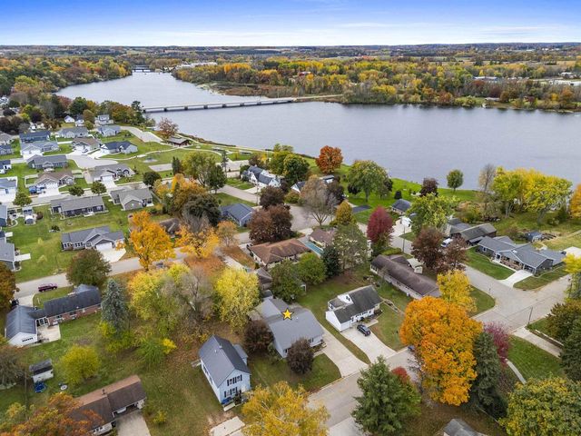 626 W 1ST STREET, Shawano, WI 54166