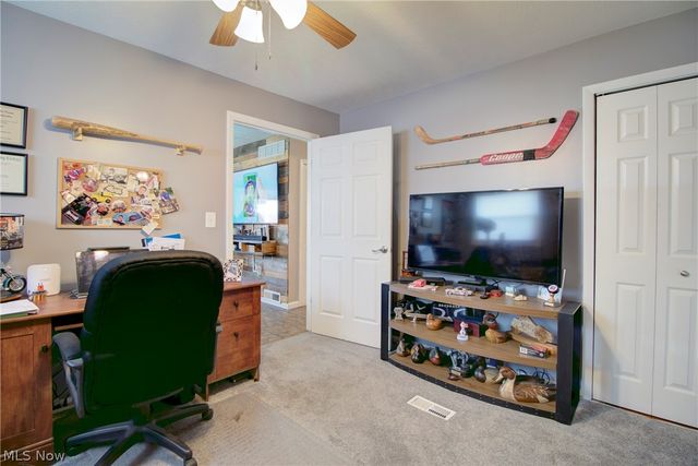 12123 National Drive, Grafton, OH 44044