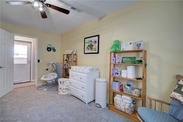 12123 National Drive, Grafton, OH 44044