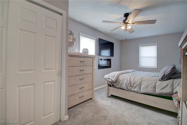 12123 National Drive, Grafton, OH 44044