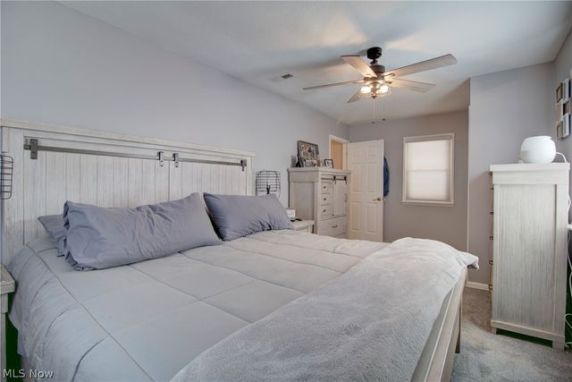 12123 National Drive, Grafton, OH 44044