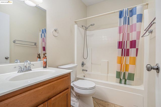 2006 Trailside Dr, Brentwood, CA 94513