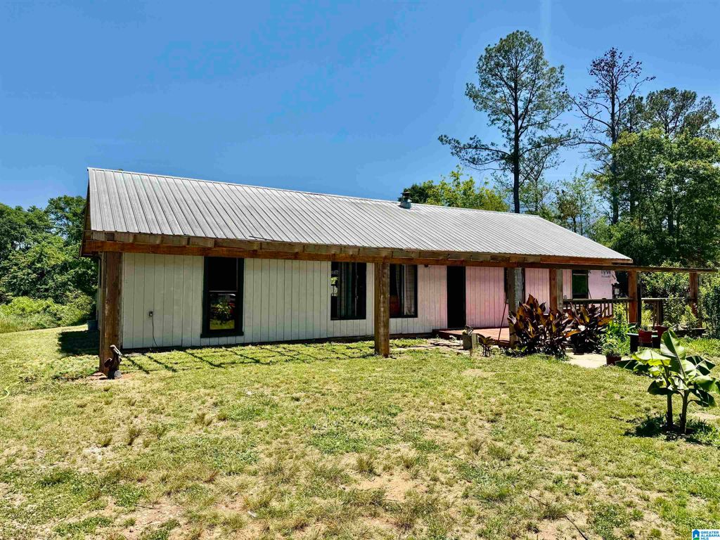 584 COUNTY ROAD 289, Woodland, AL 36278
