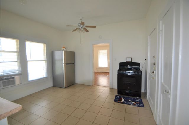 1517 Bonnie Brae Street 3, Houston, TX 77006