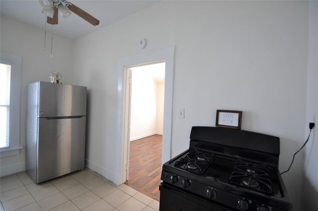 1517 Bonnie Brae Street 3, Houston, TX 77006