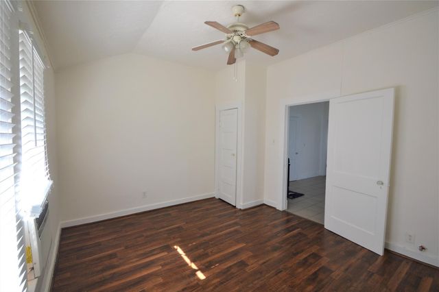 1517 Bonnie Brae Street 3, Houston, TX 77006