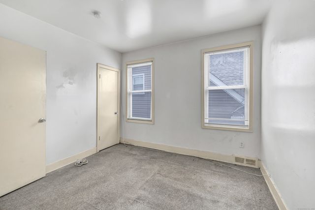 67 Ash Street, Bridgeport, CT 06605