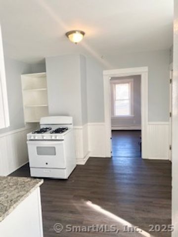 67 Ash Street, Bridgeport, CT 06605