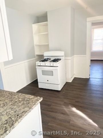 67 Ash Street, Bridgeport, CT 06605