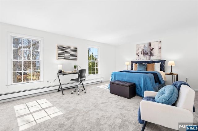 27 Norwood Avenue, Glen Rock, NJ 07452
