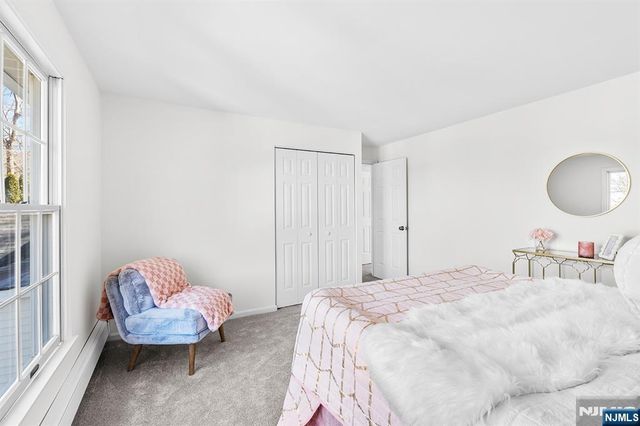 27 Norwood Avenue, Glen Rock, NJ 07452