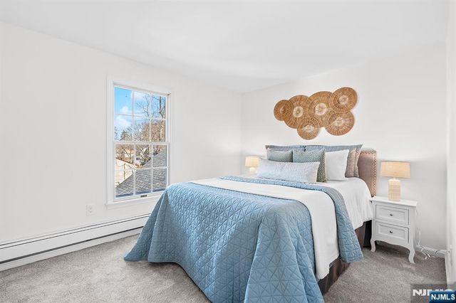 27 Norwood Avenue, Glen Rock, NJ 07452
