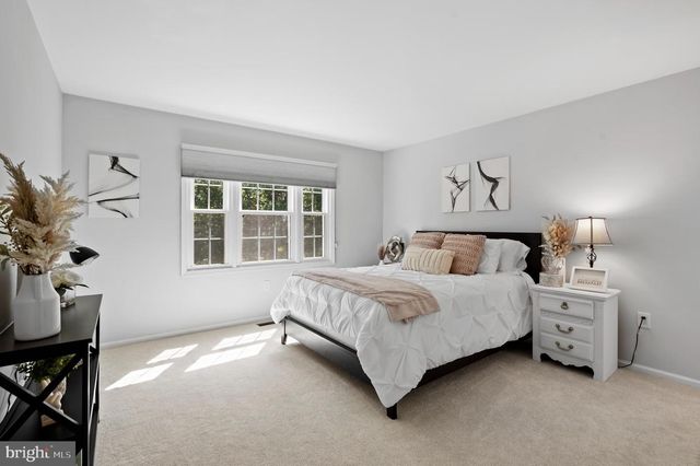 75 BITTERSWEET DR, Doylestown, PA 18901