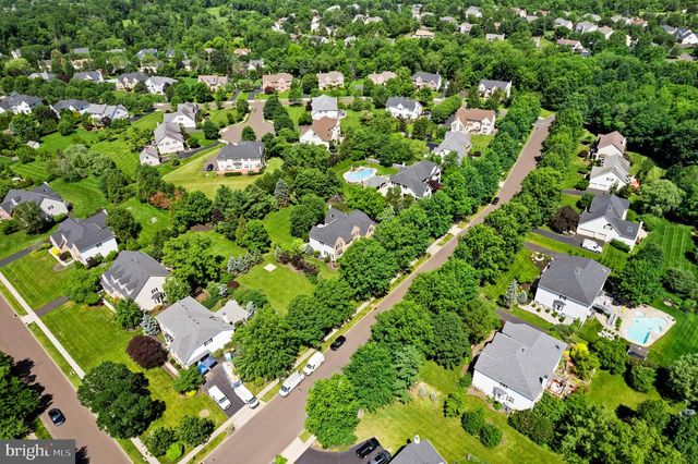 75 BITTERSWEET DR, Doylestown, PA 18901