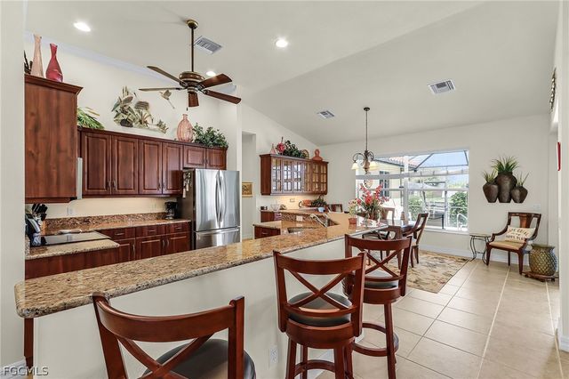 2027 SE 25th TER, Cape Coral, FL 33904