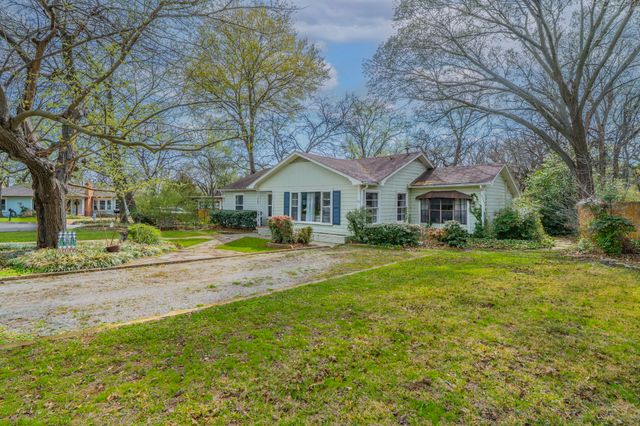 2107 Preston Place, Denton, TX 76209