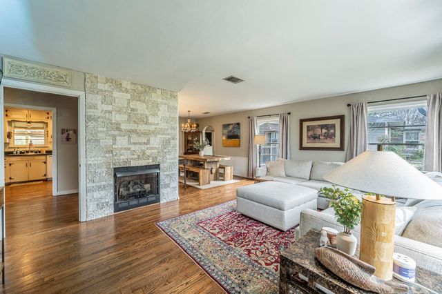 2107 Preston Place, Denton, TX 76209