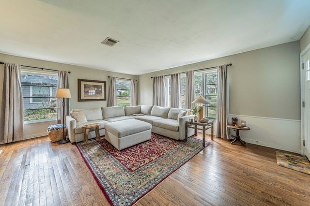 2107 Preston Place, Denton, TX 76209