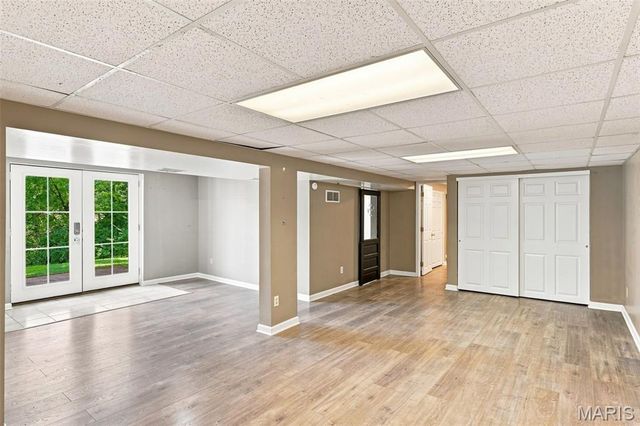 3051 Nettie Drive, St Louis, MO 63129