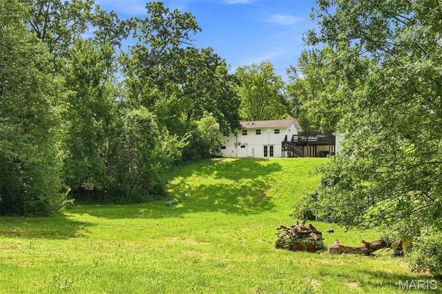 3051 Nettie Drive, St Louis, MO 63129