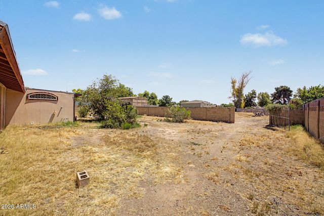 4611 W MONTE CRISTO Avenue, Glendale, AZ 85306