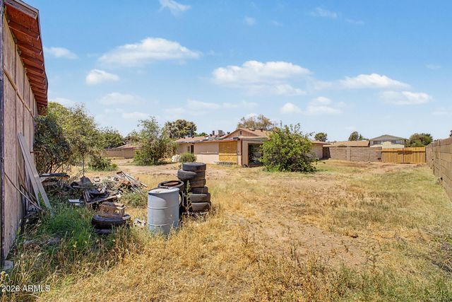 4611 W MONTE CRISTO Avenue, Glendale, AZ 85306