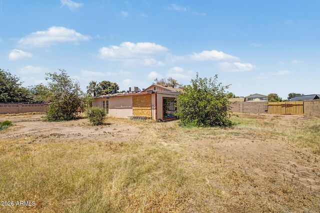 4611 W MONTE CRISTO Avenue, Glendale, AZ 85306